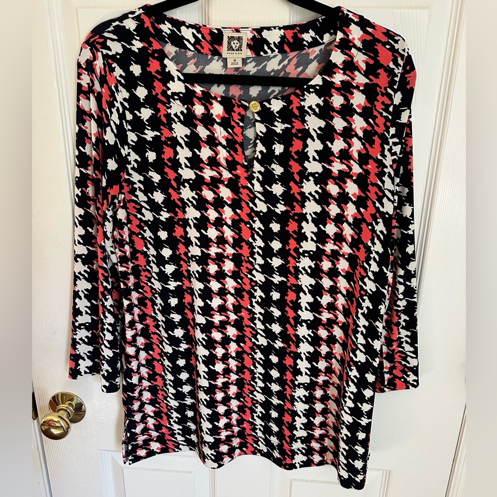 Ann Klein black, white and salmon pink houndstooth women’s blouse size Med